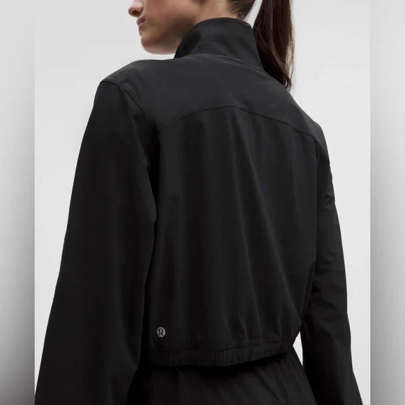 Lululemon Mile Maker Run Crew Graphic Cinch-Hem Jacket - Picture 4 of 9